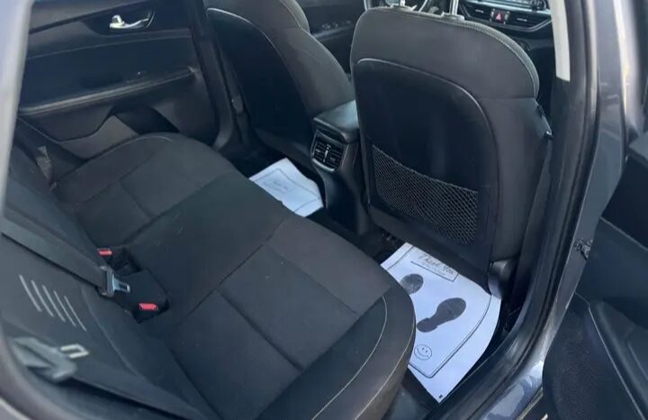 
								2019 KIA FORTE ONLY 106,000 kms  CLEAN TITLE full									