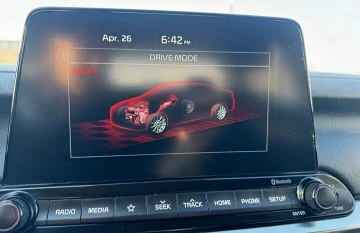 
								2019 KIA FORTE ONLY 106,000 kms  CLEAN TITLE full									