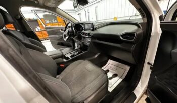 
										2019 Hyundai Santa fe AWD CLEAN TITLE full									
