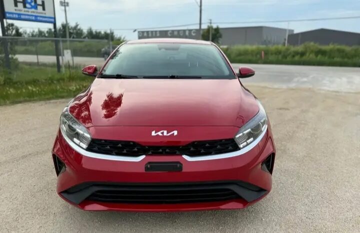
								2022 KIA FORTE 5EX  VERY CLEAN CAR full									