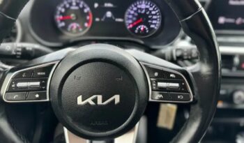 
										2022 KIA FORTE 5EX  VERY CLEAN CAR full									