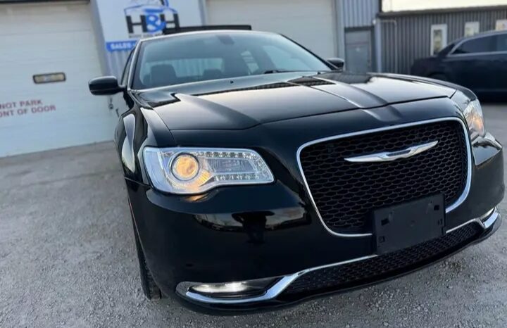 
								2016 CHRYSLER 300 LIMITED AWD  CLEAN TITLE FULLY LOADED full									