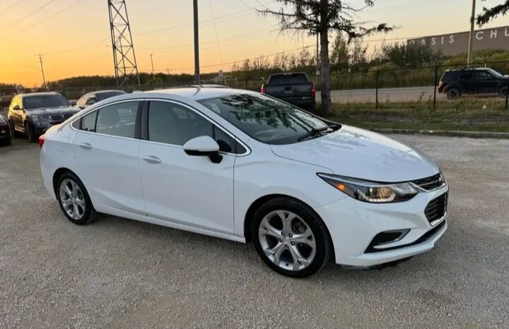 
								2018 CHEVROLET CRUZE PREMIER  CLEAN TITLE FULLY LOADED full									