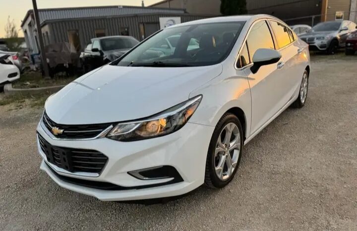 
								2018 CHEVROLET CRUZE PREMIER  CLEAN TITLE FULLY LOADED full									
