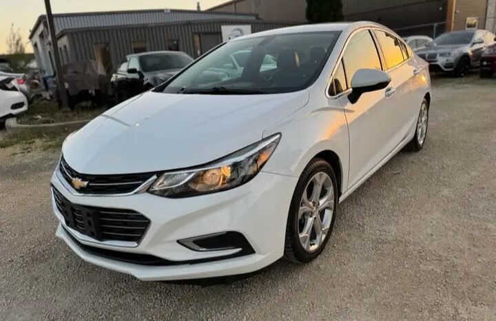 
								2018 CHEVROLET CRUZE PREMIER  CLEAN TITLE FULLY LOADED full									
