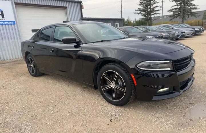 
								2017 DODGE CHARGER SXT CLEAN TITLE FULLY LOADED full									
