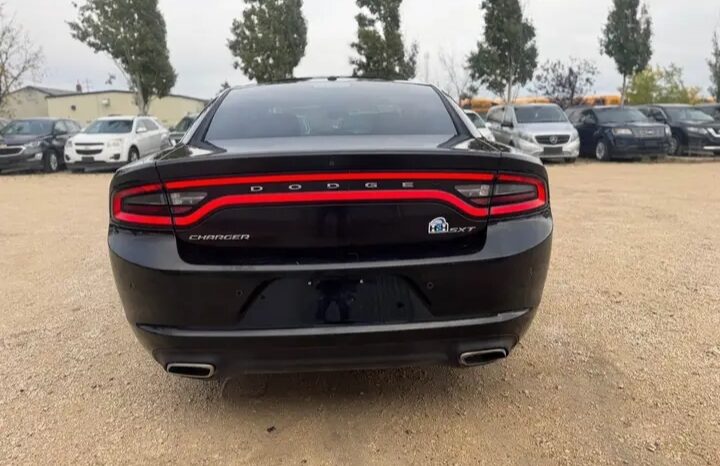
								2017 DODGE CHARGER SXT CLEAN TITLE FULLY LOADED full									