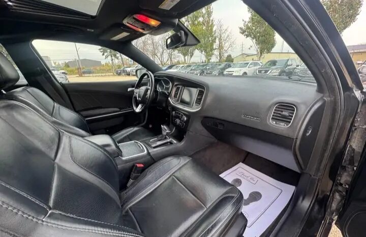 
								2017 DODGE CHARGER SXT CLEAN TITLE FULLY LOADED full									