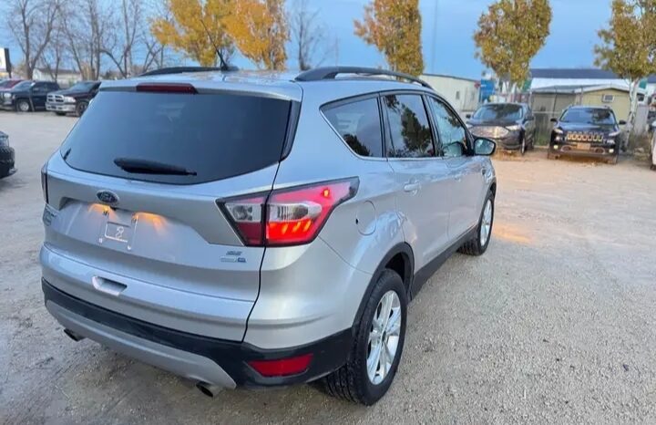 
								2017 FORD ESCAPE AWD  CLEAN TITLE full									
