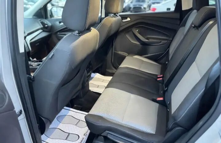 
								2017 FORD ESCAPE AWD  CLEAN TITLE full									