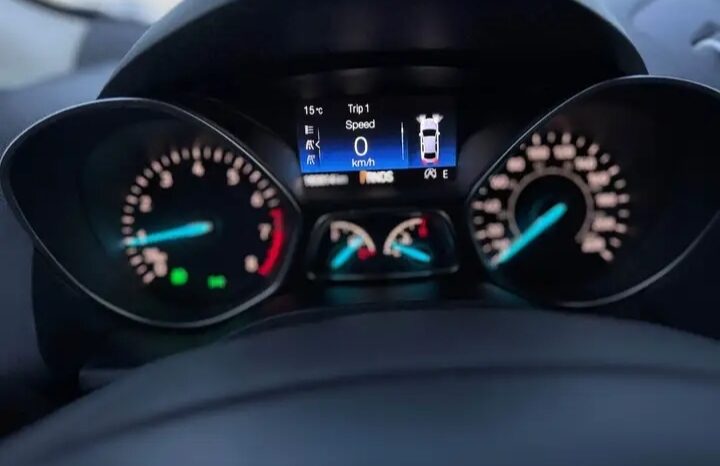 
								2017 FORD ESCAPE AWD  CLEAN TITLE full									