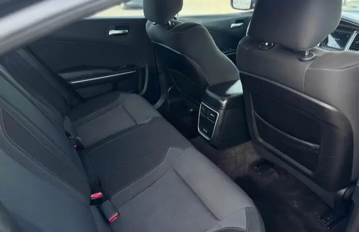 
								2019 DODGE CHARGER SXT CLEAN TITLE full									