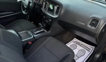 
										2019 DODGE CHARGER SXT CLEAN TITLE full									