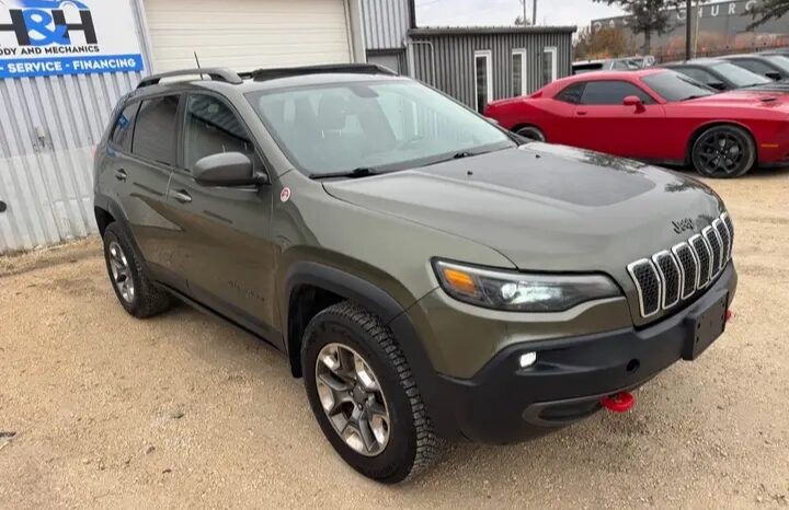 
								2019 JEEP CHEROKEE, TRAILHAWK 4X4 CLEAN TITLE FULLY LOADED full									