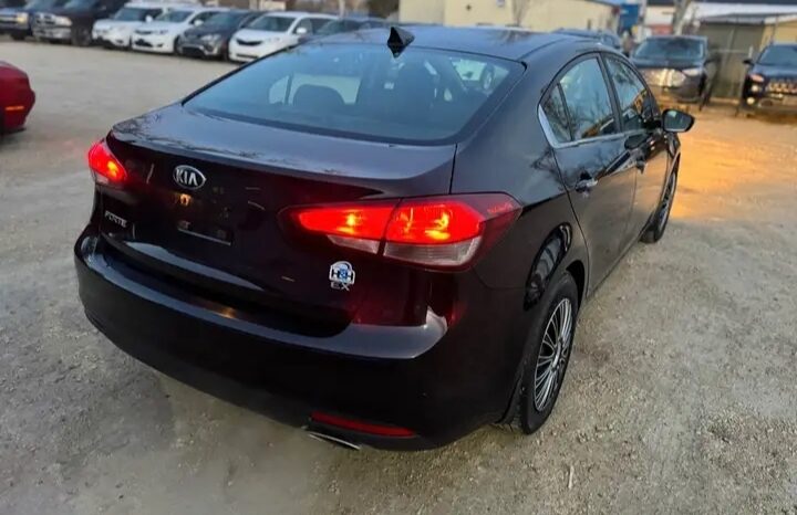 
								2018 KIA FORTE EX CLEAN TITLE full									