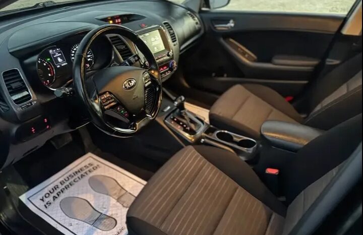 
								2018 KIA FORTE EX CLEAN TITLE full									