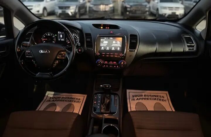 
								2018 KIA FORTE EX CLEAN TITLE full									