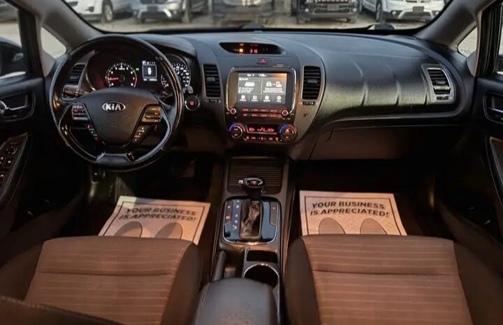 
								2018 KIA FORTE EX CLEAN TITLE full									