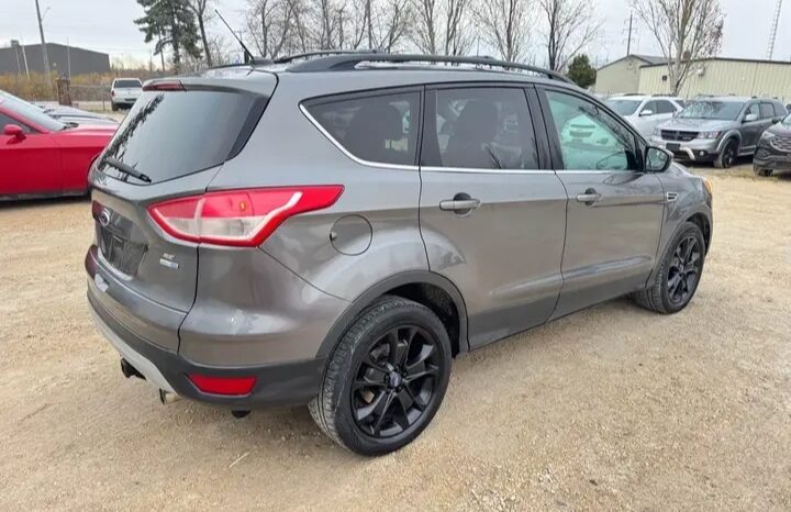 
								2013 FORD ESCAPE FULLY LOADED  CLEAN TITLE AWD full									