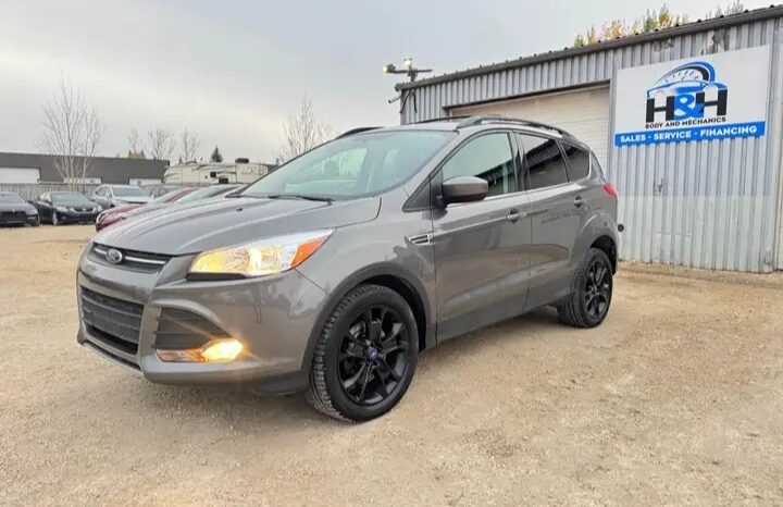 
								2013 FORD ESCAPE FULLY LOADED  CLEAN TITLE AWD full									