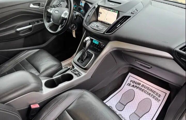 
								2013 FORD ESCAPE FULLY LOADED  CLEAN TITLE AWD full									