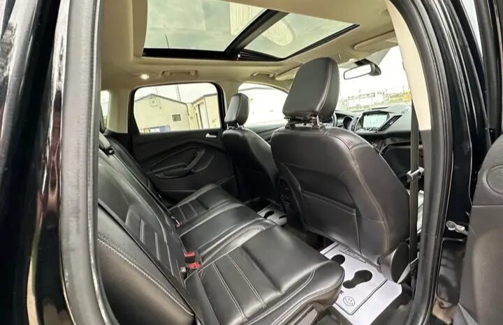 
								2018 FORD ESCAPE TITANIUM  FULLY LOADED CLEAN TITLE AWD full									