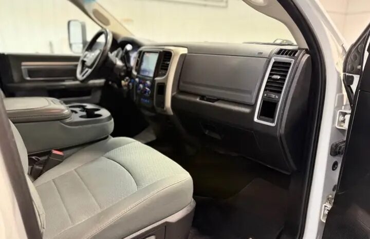 
								2014 DODGE RAM 3500 SLT 4WD full									