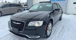 2016 CHRYSLER 300 LIMITED AWD FULLY LOADED CLEAN TITLE