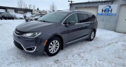2018 CHRYSLER PACIFICA,TOURING-L FULLY LOADED CLEAN TITLE