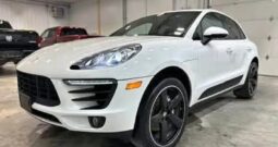 2015 PORSCHE MACAN 2 YEARS WARRANTY  CLEAN TITLE FULLY LOADED