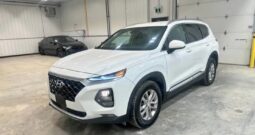 2019 Hyundai Santa fe AWD  CLEAN TITLE