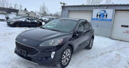 2020 FORD ESCAPE TITANIUM HYBRID:AWD CLEAN TITLE FULLY LOADED