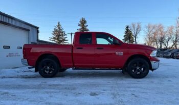 
										2020 RAM 1500 CLASSIC, RED, ST 4X4  CLEAN TITLE full									