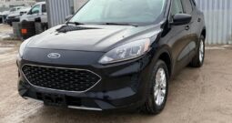 2022 FORD ESCAPE, SE AWD clean title