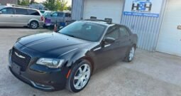 2015 CHRYSLER 300S FULLY LOADED CLEAN TITLE
